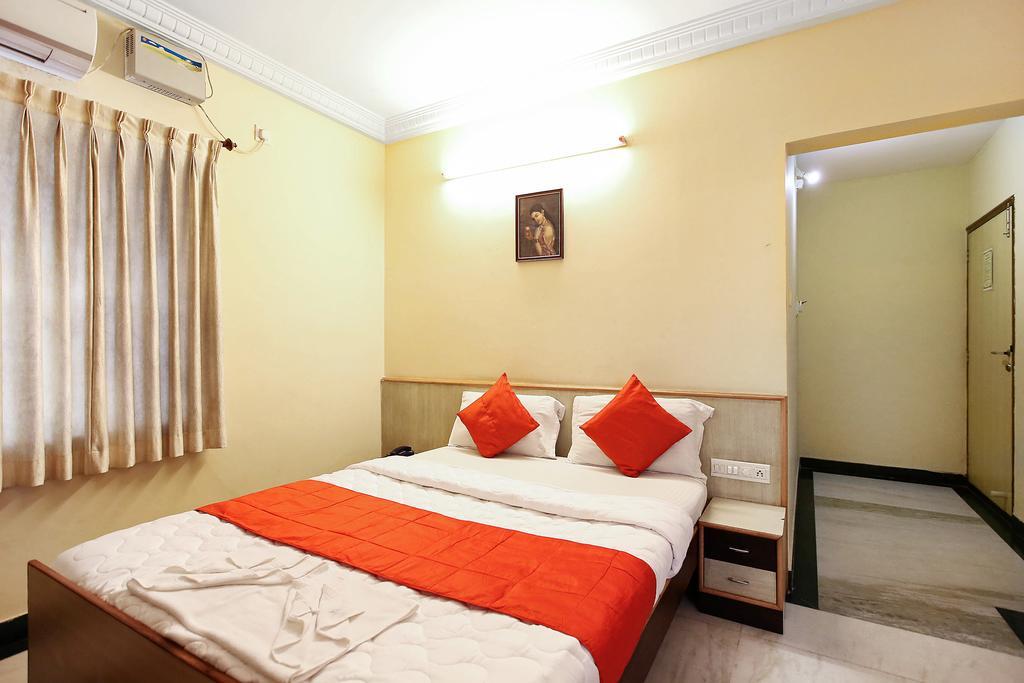 Oyo 4606 Hotel Maple Green Suites Bangalore Zimmer foto