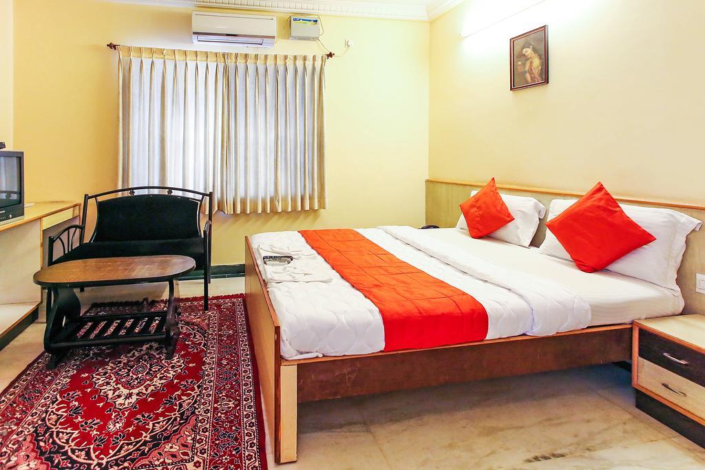 Oyo 4606 Hotel Maple Green Suites Bangalore Exterior foto