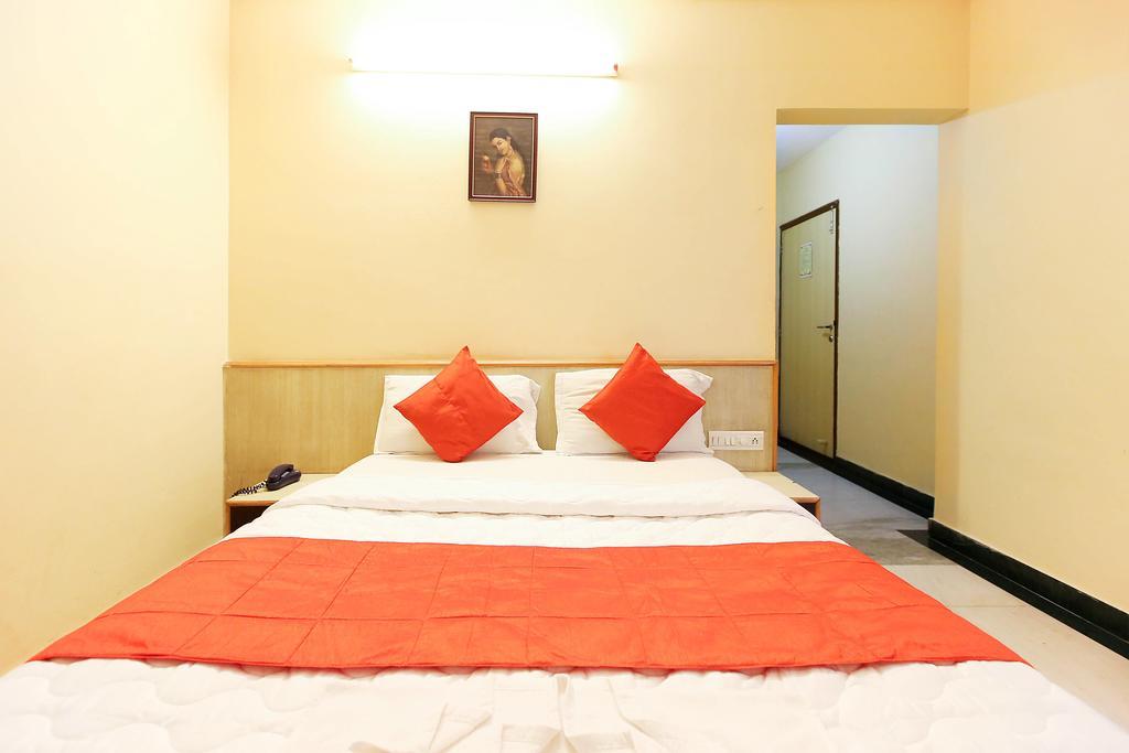 Oyo 4606 Hotel Maple Green Suites Bangalore Exterior foto