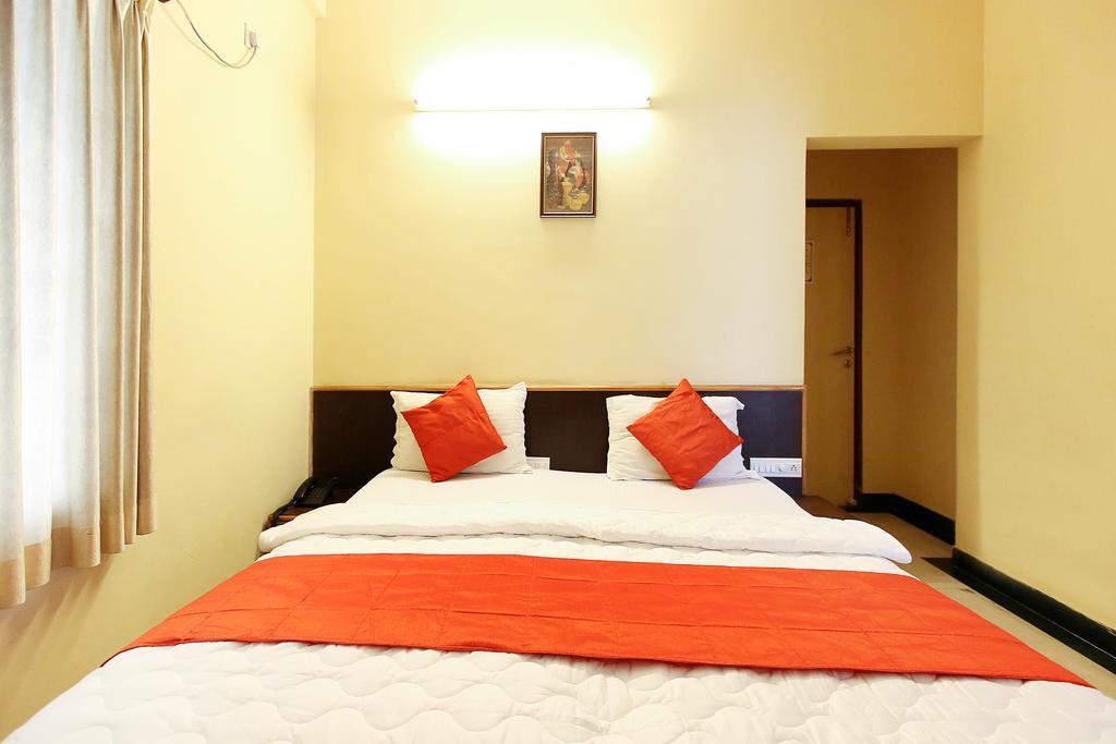 Oyo 4606 Hotel Maple Green Suites Bangalore Zimmer foto