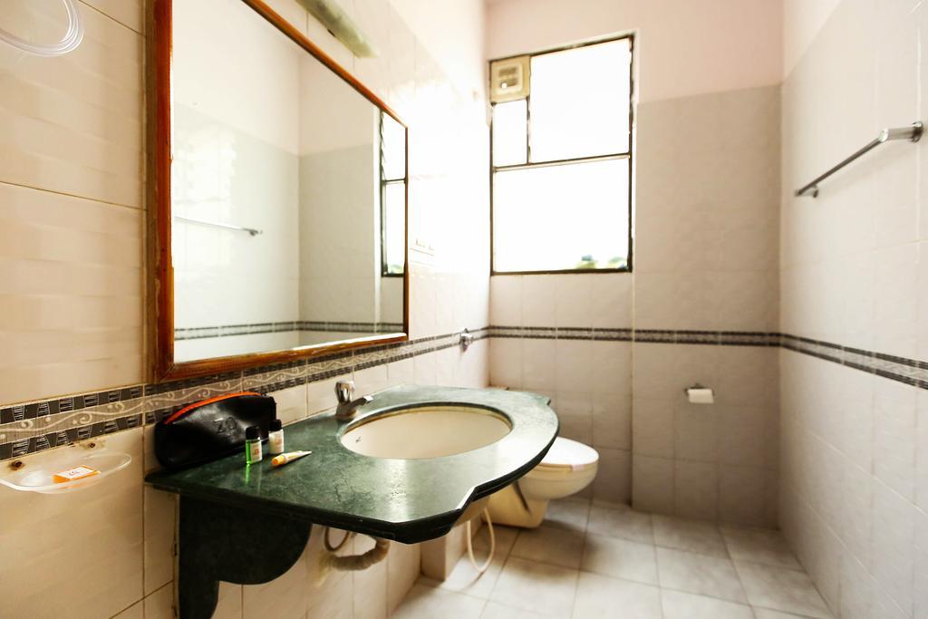 Oyo 4606 Hotel Maple Green Suites Bangalore Zimmer foto