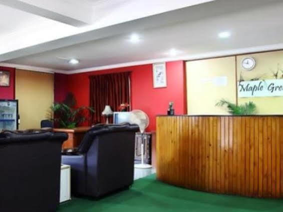 Oyo 4606 Hotel Maple Green Suites Bangalore Exterior foto