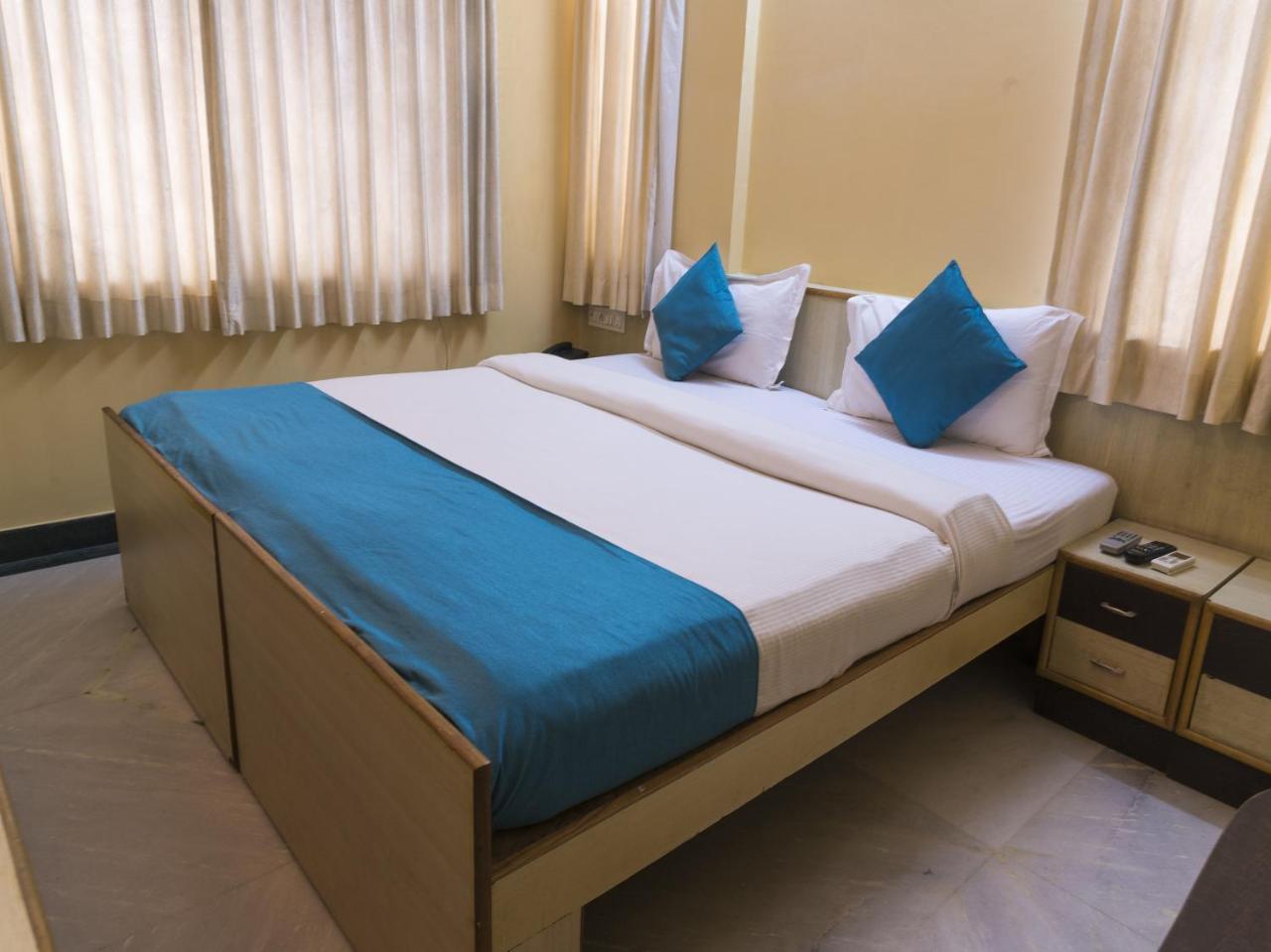 Oyo 4606 Hotel Maple Green Suites Bangalore Exterior foto